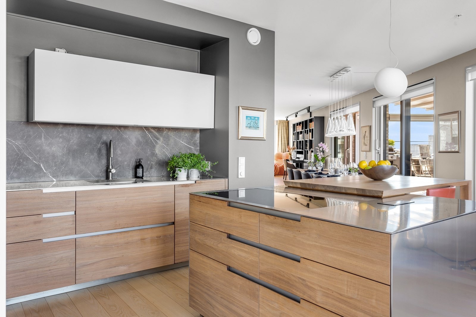 Sosialt mot stue og spisestue Galleribilde