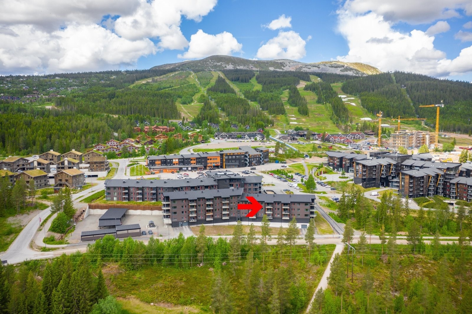 Velkommen til Trysilfjellet Sør og Hotellvegen 4, presentert av Hans Petter Carlsson eiendomsmegler MNEF! Galleribilde