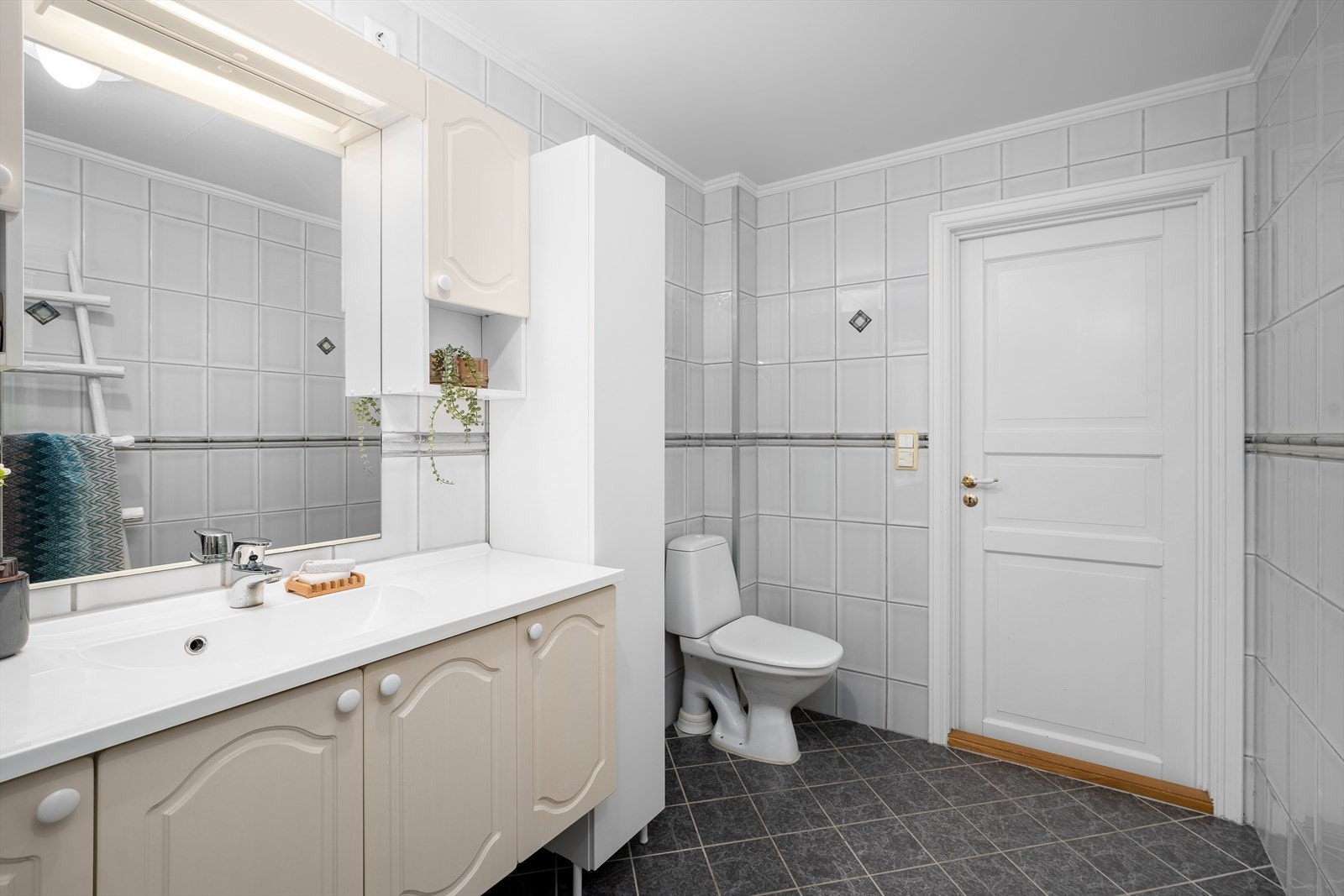 God oppbevaringsplass! Galleribilde