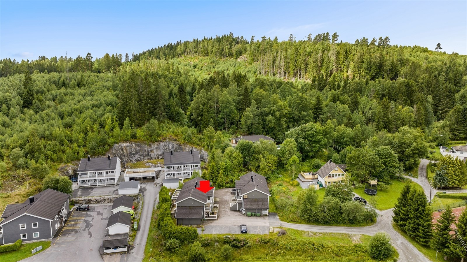 Krem beliggenhet, uten gjennomgangstrafikk! Galleribilde