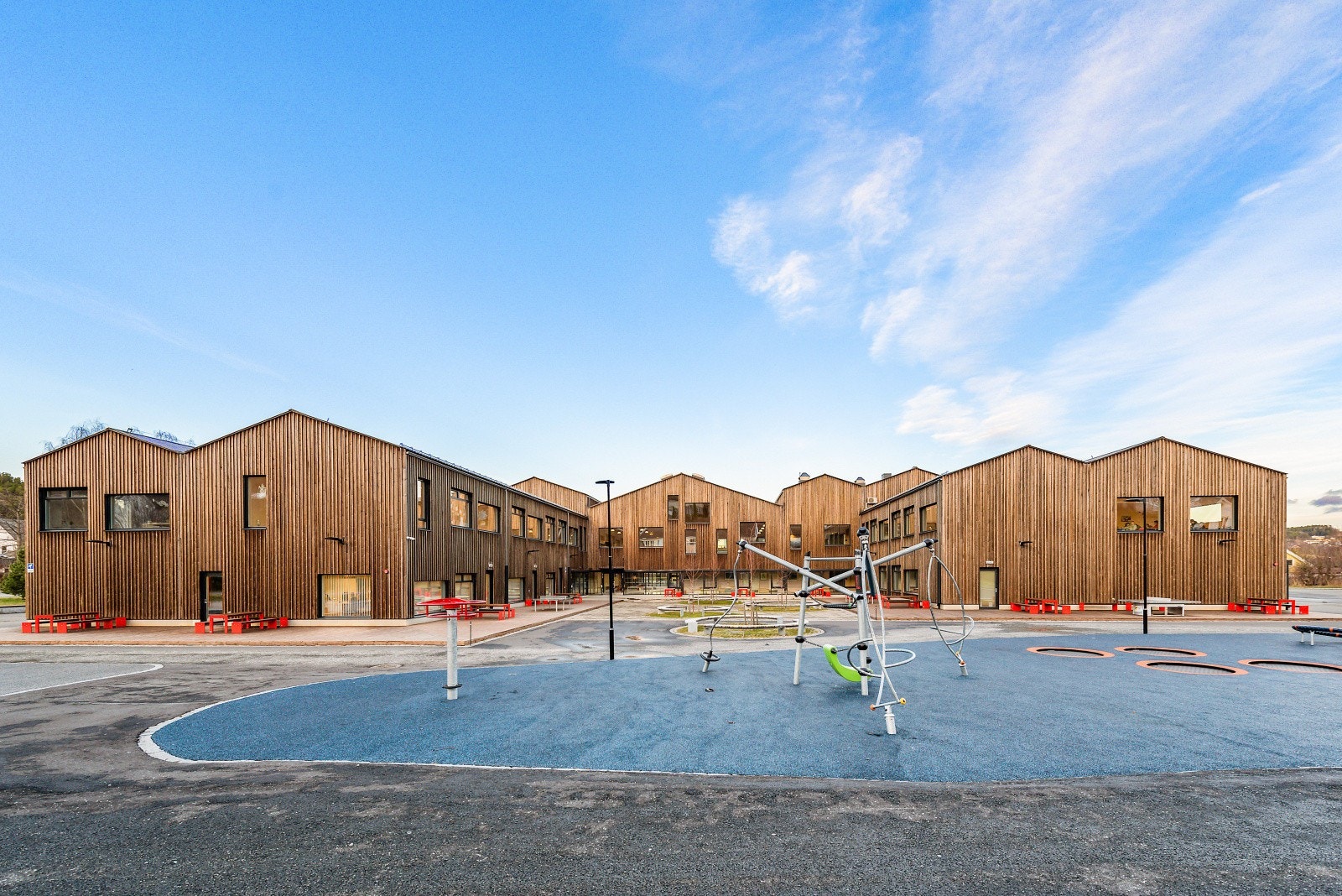 Hommelvik ungdomsskole. Galleribilde