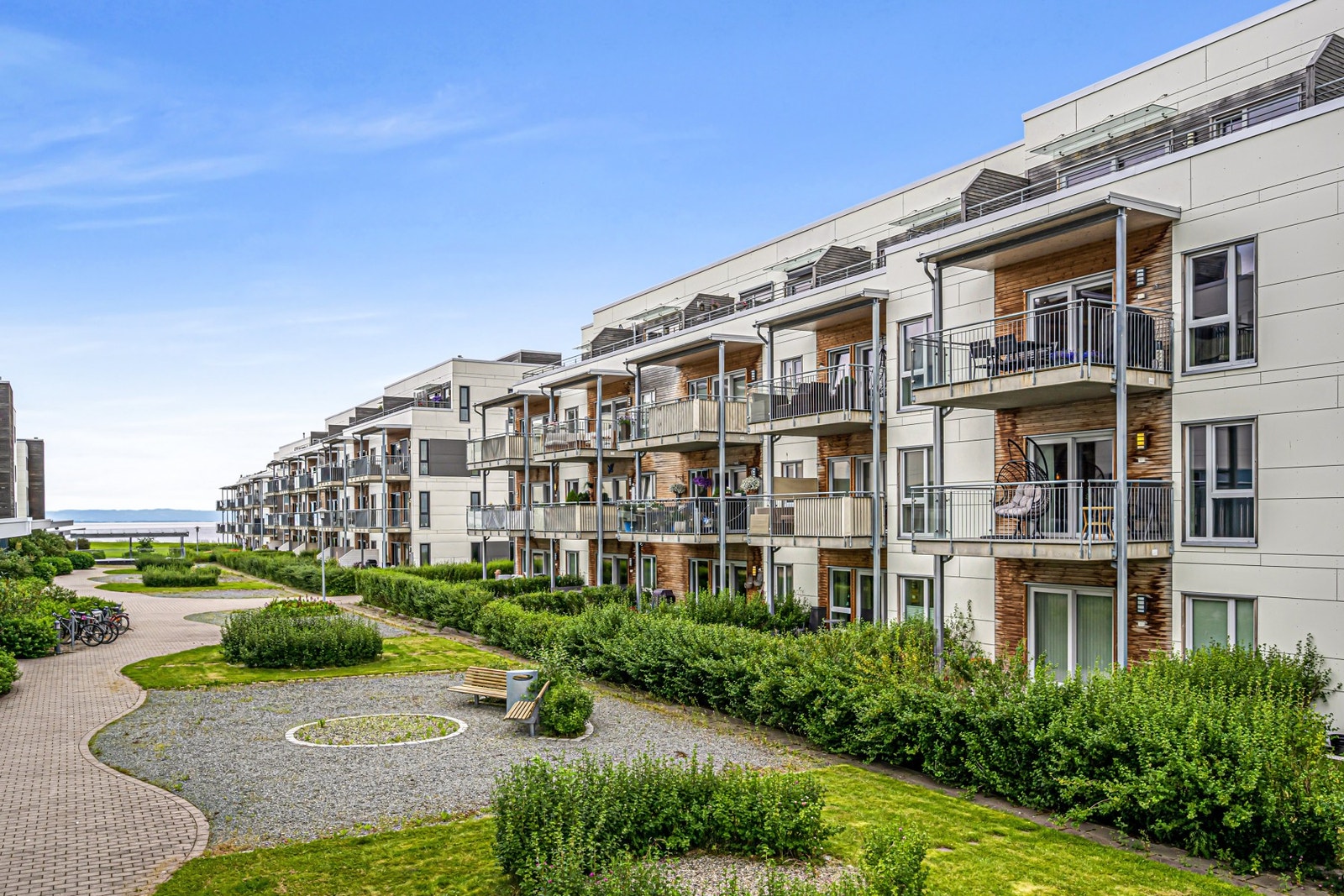 Leiligheten ligger i byggets 3. etasje. Galleribilde