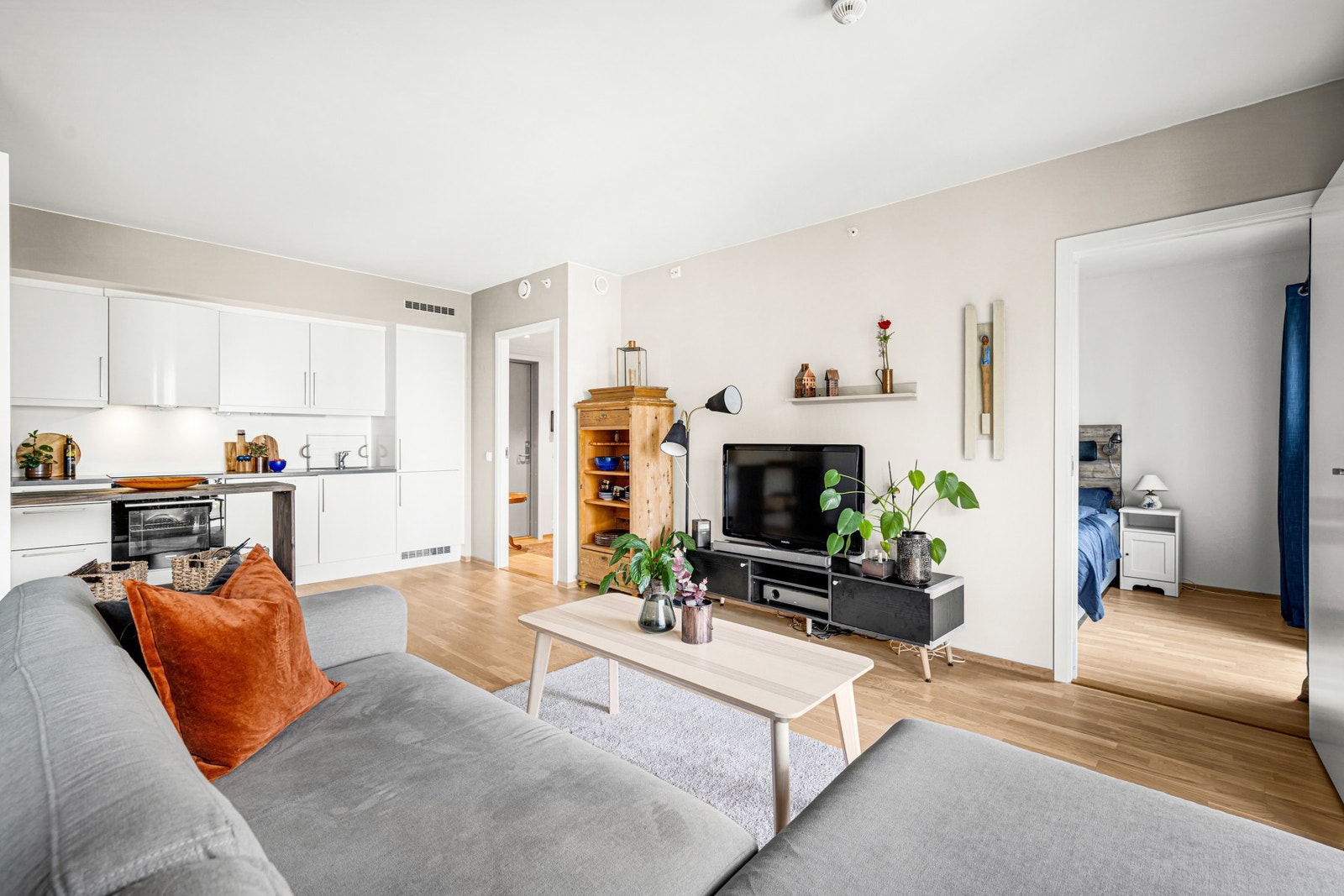 Leiligheten sto ferdigstilt så sent som i 2019, og har fremdeles to år igjen på garantien. Galleribilde