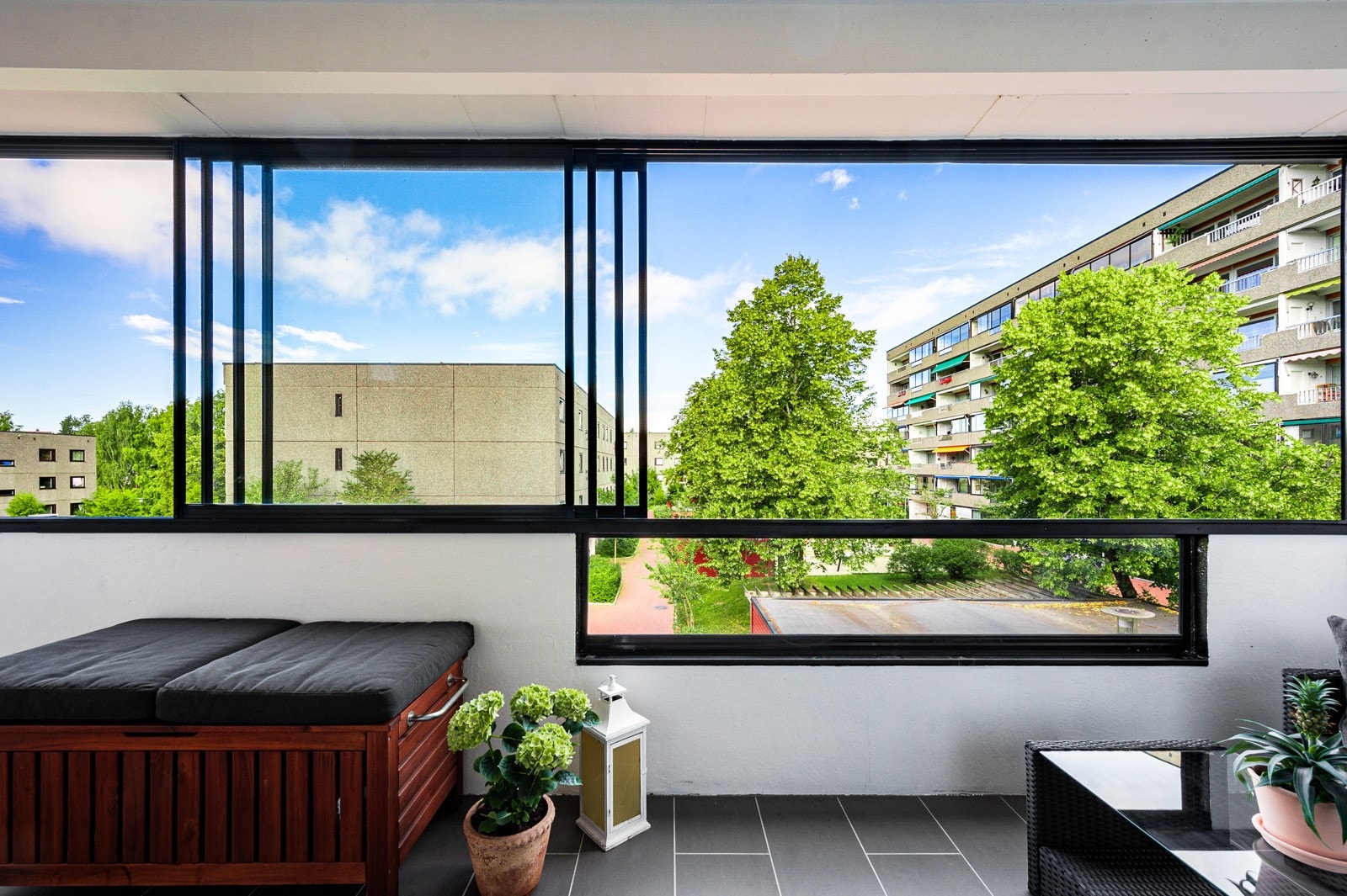 Velkommen til Hovseterveien 32B presentert av EIE eiendomsmegling av. Røa v/ Aida Rajic. Galleribilde