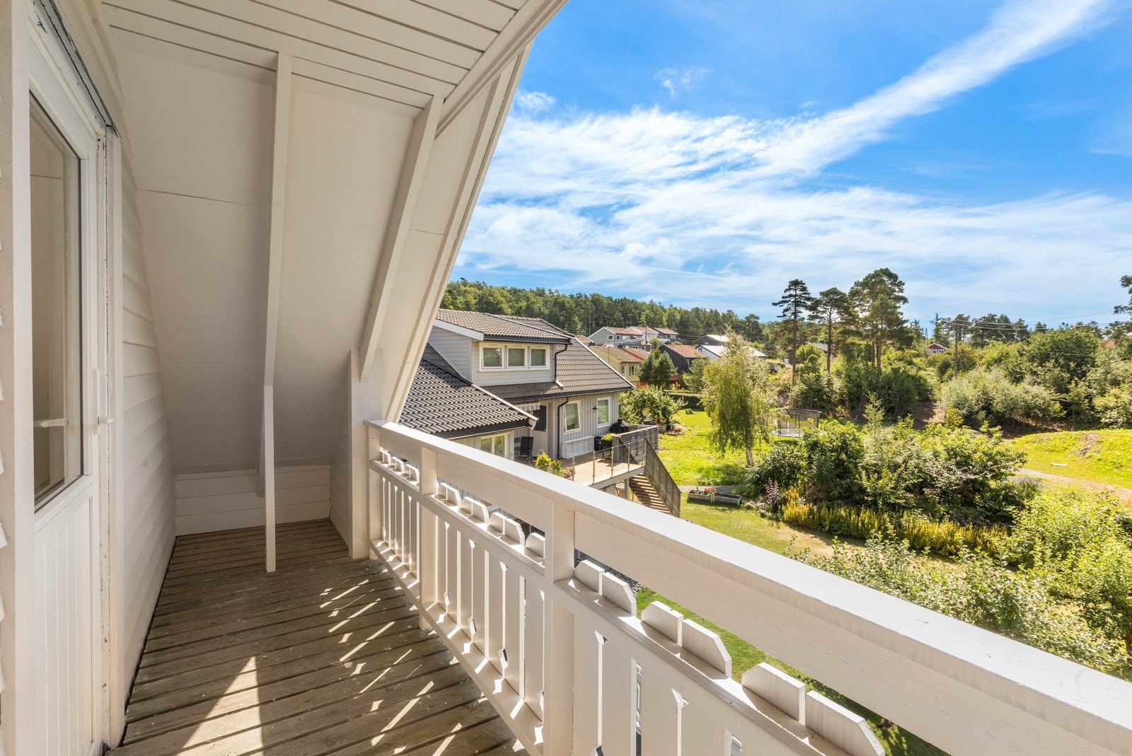 Liten balkong med utgang fra hovedsoverom Galleribilde