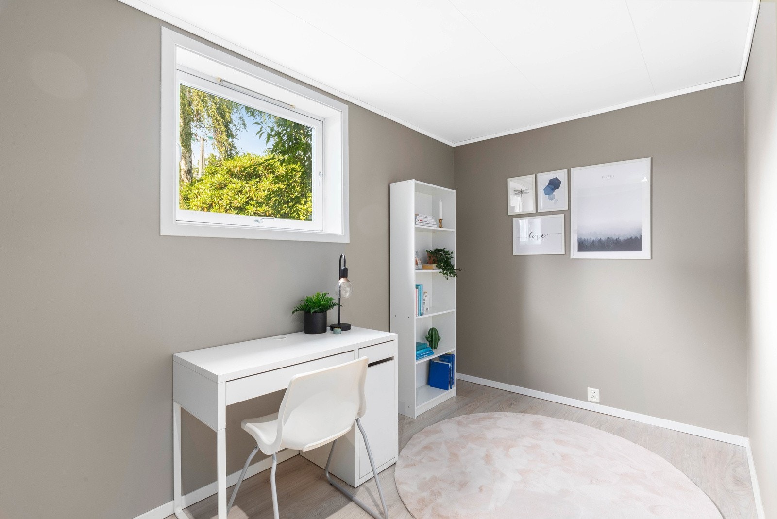 Kontor i underetasje Galleribilde