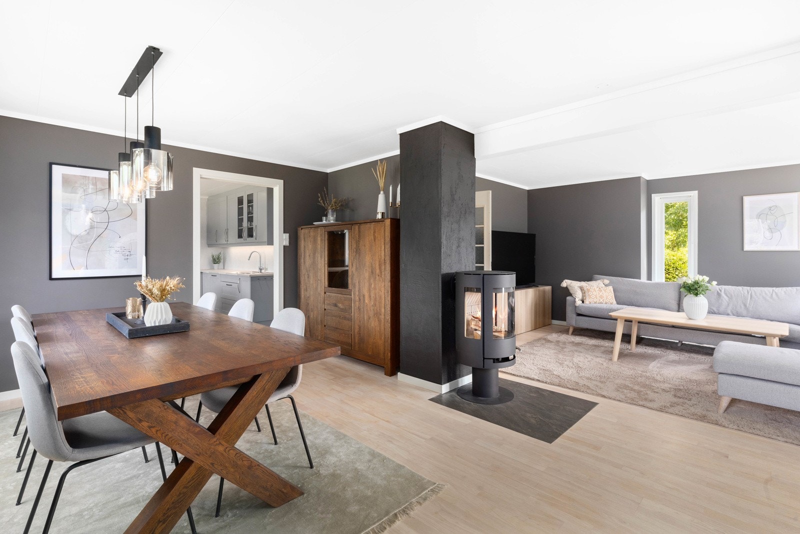 Her kan deilige middager spises med venner og familie Galleribilde