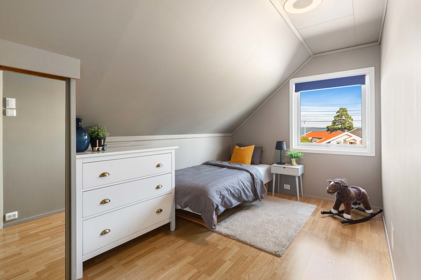 Soverom 2 i 2.etg. Galleribilde