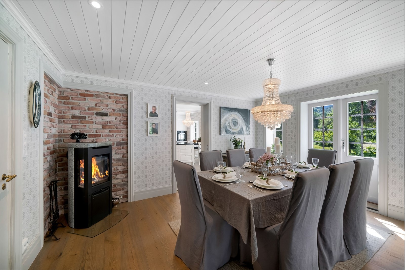 Herfra har du direkte utgang til hagen. Galleribilde