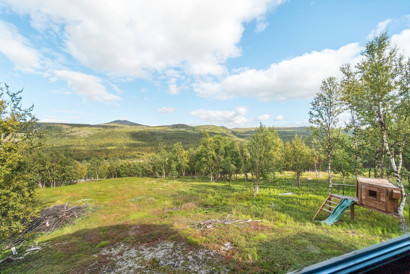 Utsikt over Russelvdalen Galleribilde