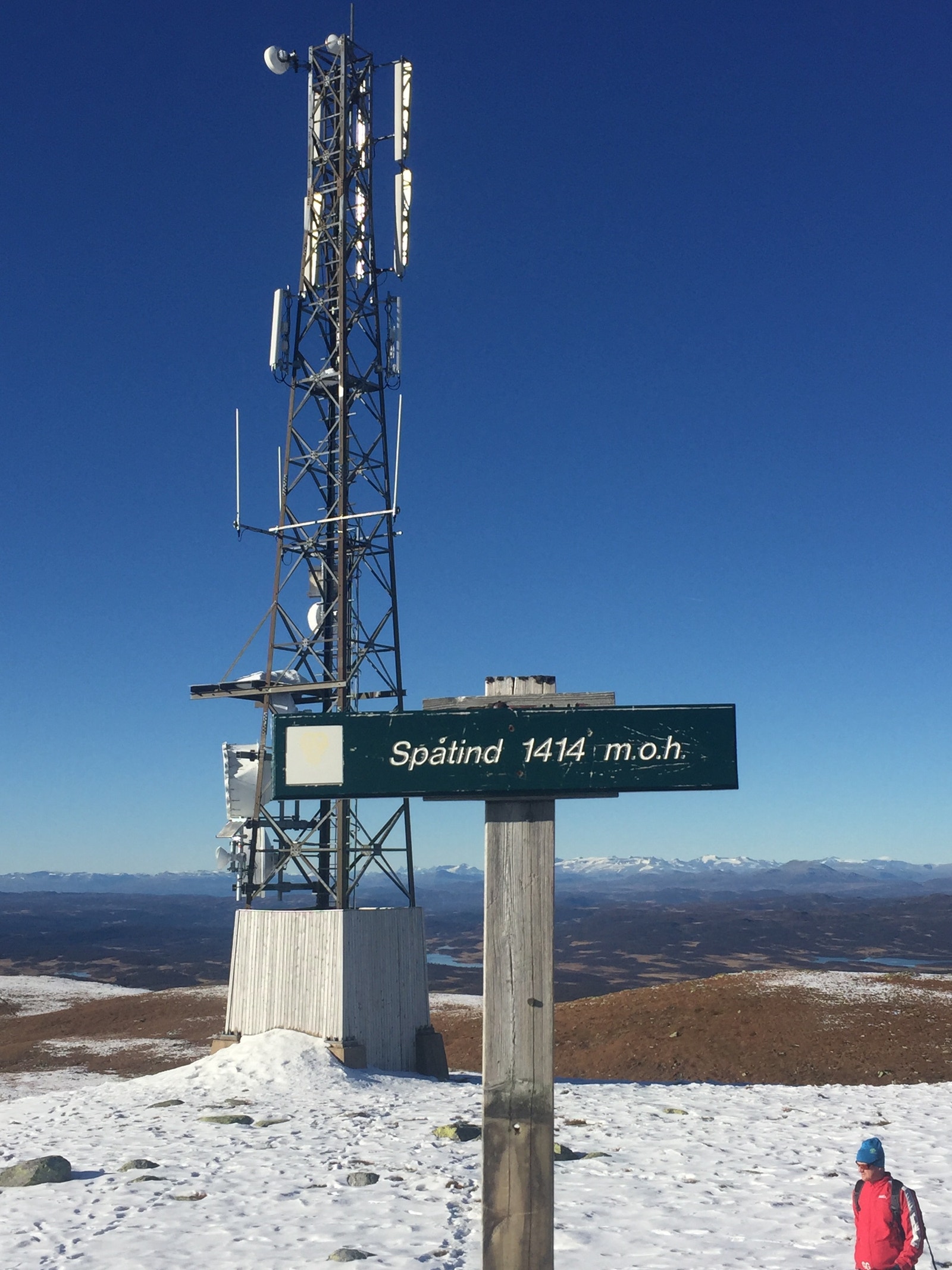 Spåtind er et yndet turmål 6 km fra Feplassen Galleribilde