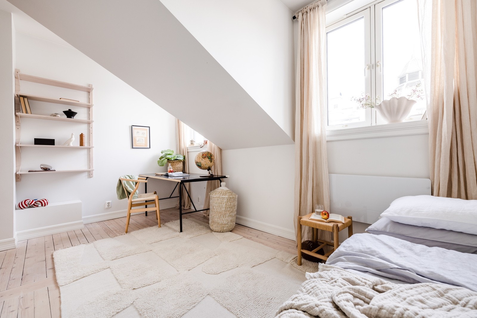 Her er det også satt inn skyvedørsgarderobe Galleribilde