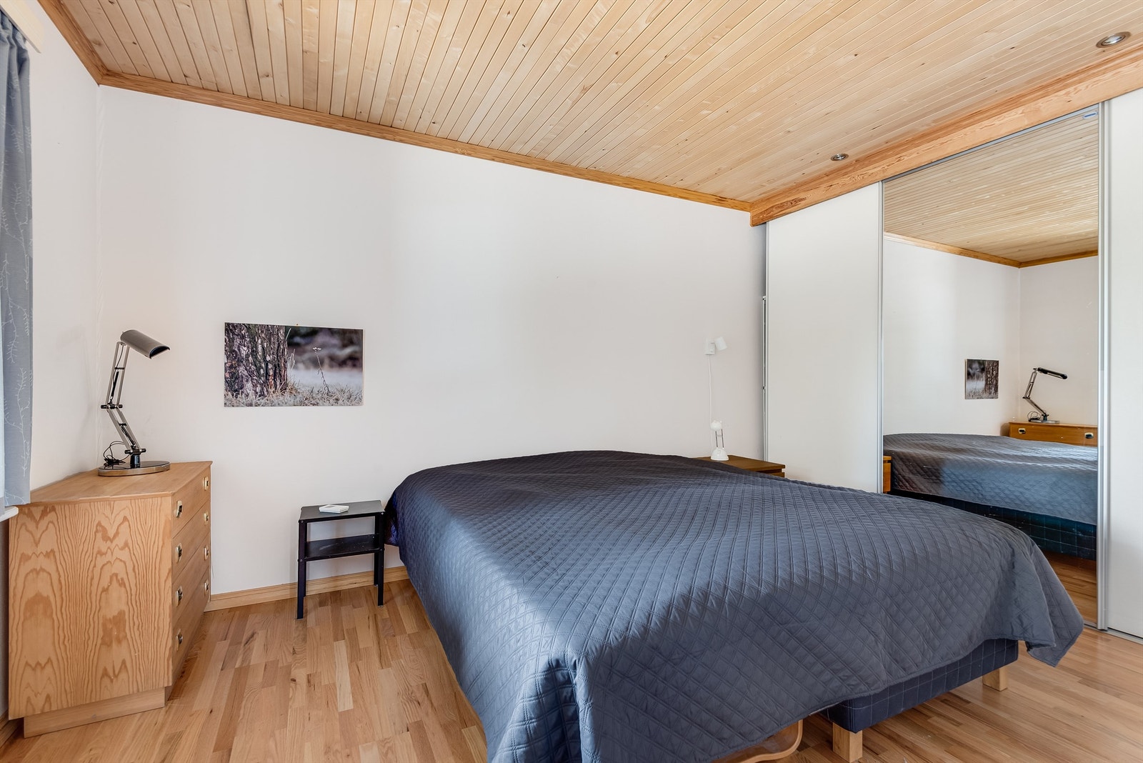 Romslig hovedsoverom. Galleribilde