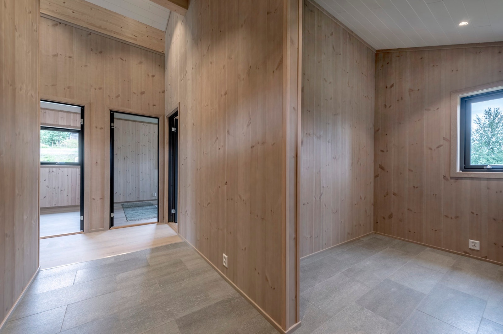 Hytten har et bruksareal på 80 kvm. Galleribilde