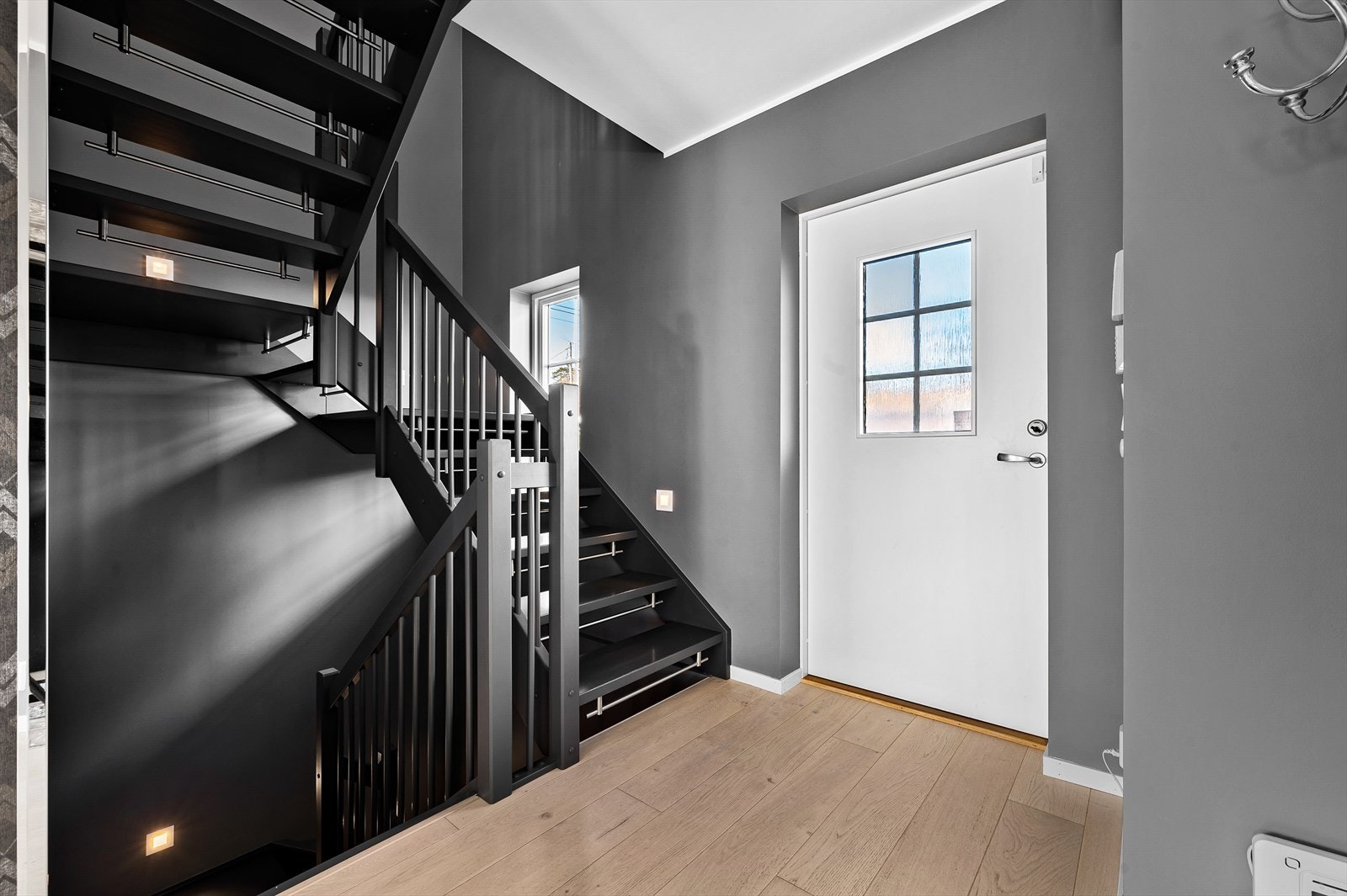 Videre tar vi turen opp i 2. etg Galleribilde