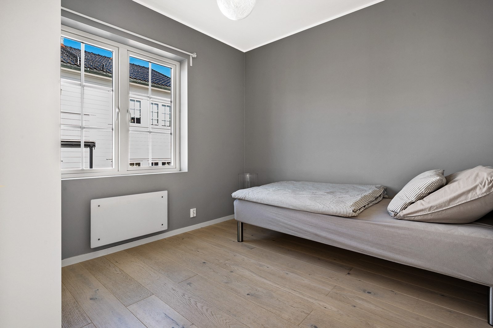 Soverom 2 og 3 passer fint som barnerom, gjesterom, kontor eller liknende. Galleribilde