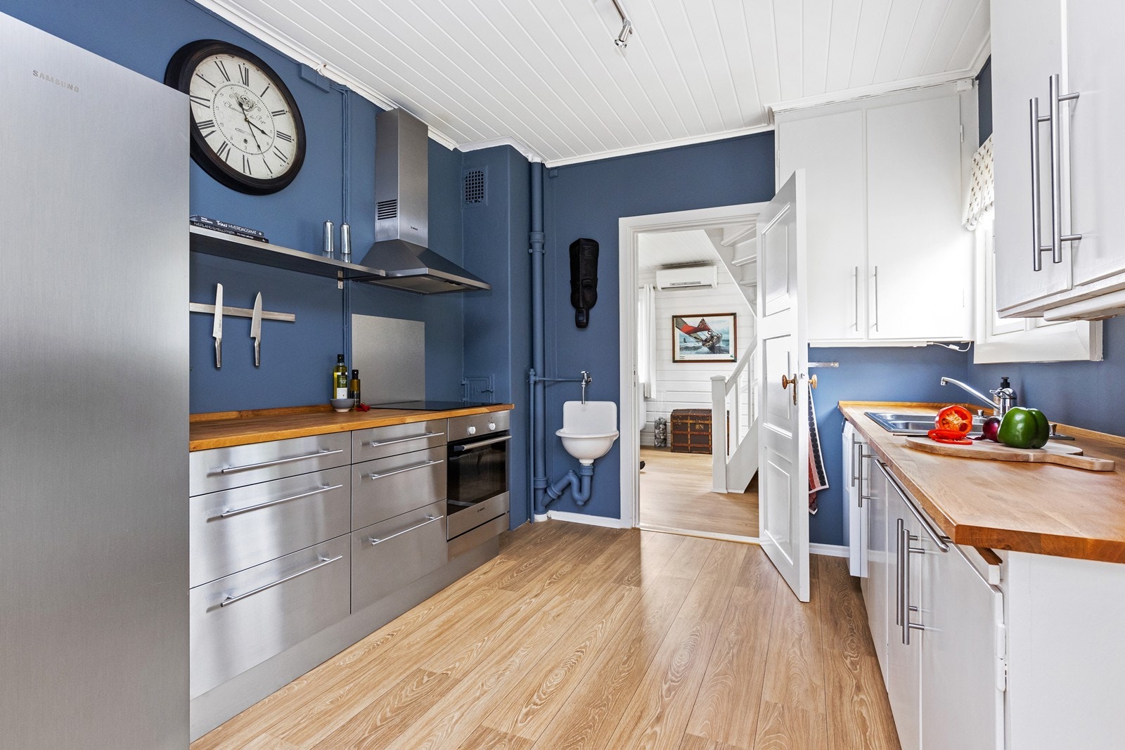 Pent og praktisk kjøkken Galleribilde