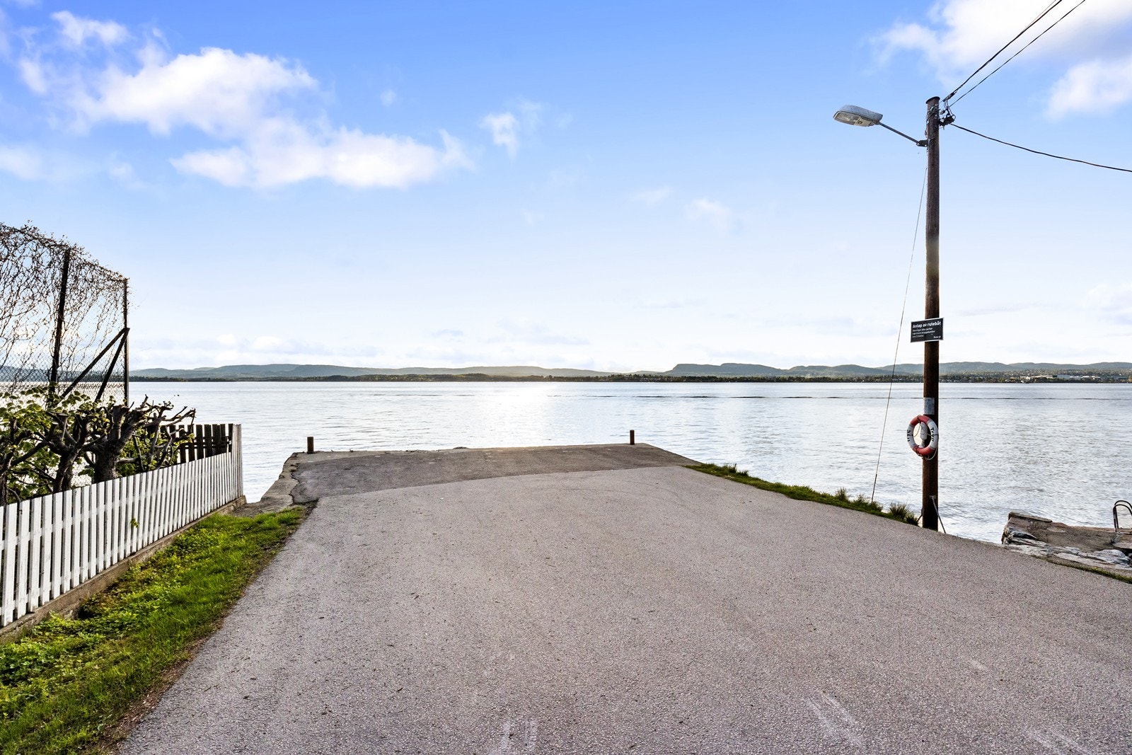 Flaskebekk brygge - kun 5 min gange fra eiendommen. Galleribilde