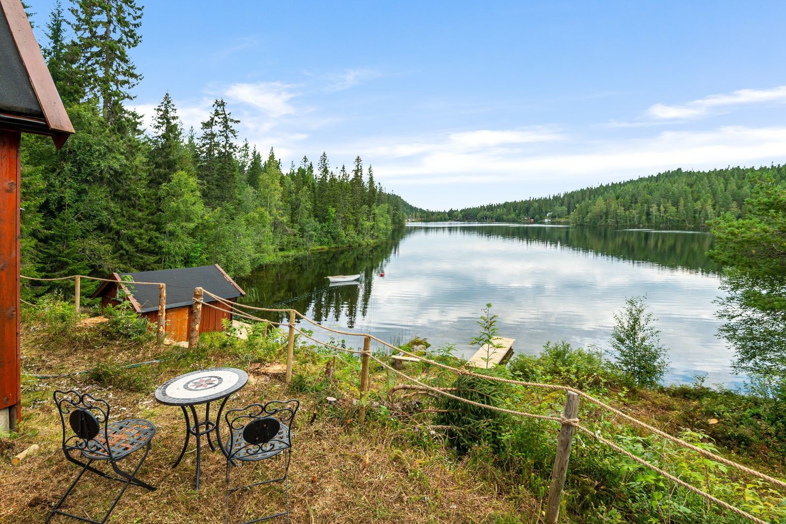 Det medfølger fiskerett i Herjuvatnet. Galleribilde
