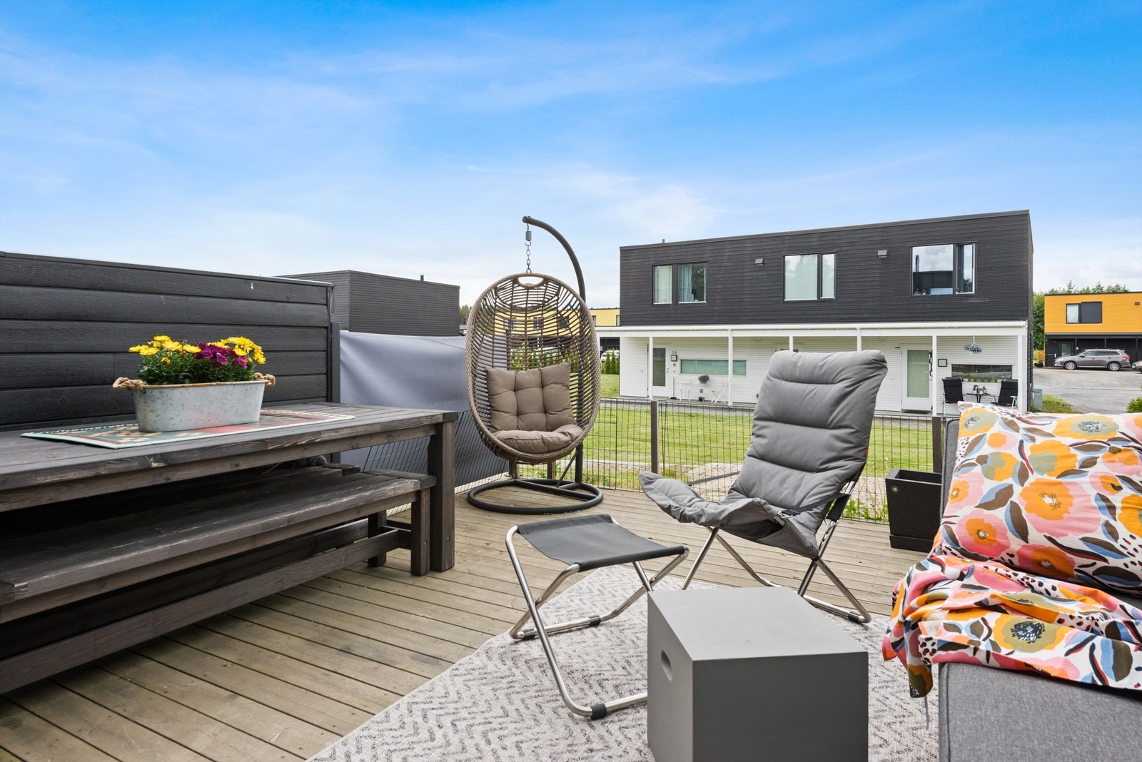 Fra terrassen er det adkomst til felles uteområde Galleribilde