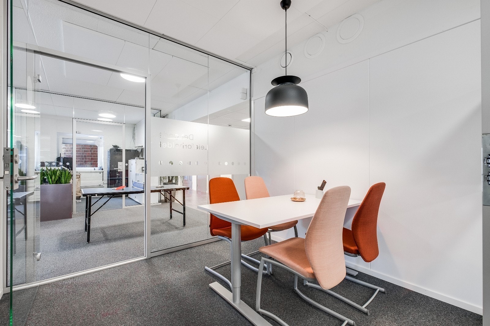 Lite møterom Galleribilde