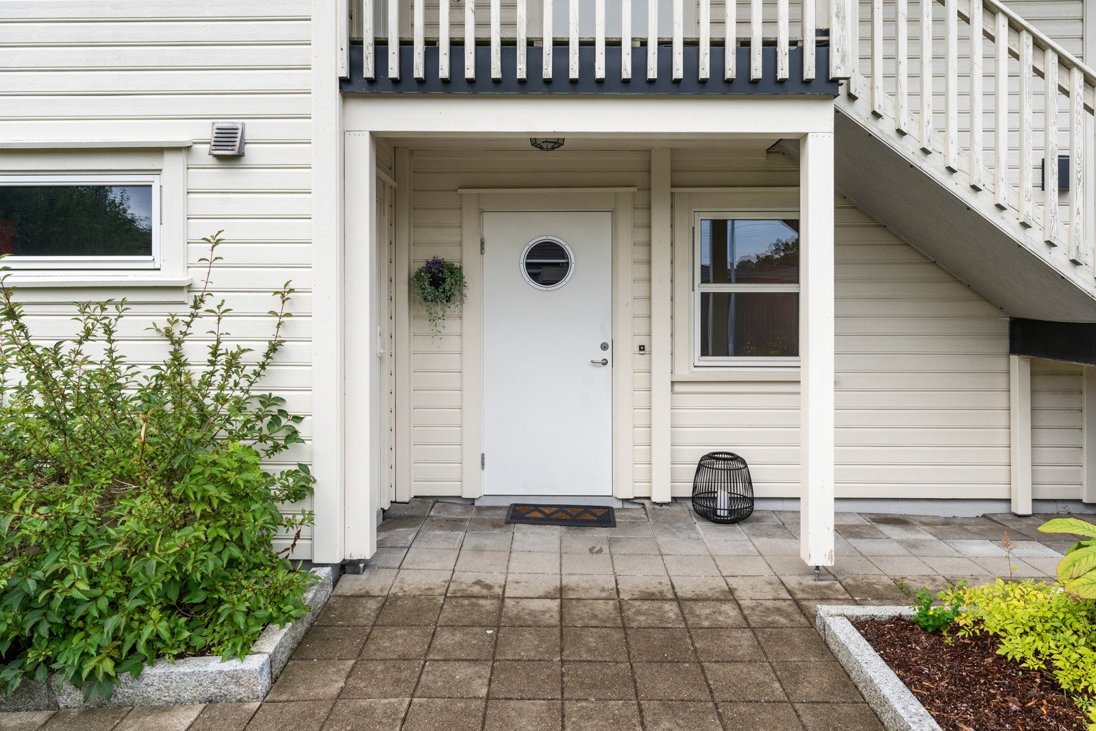 Inngangsparti - Her er det også utvendig bod Galleribilde