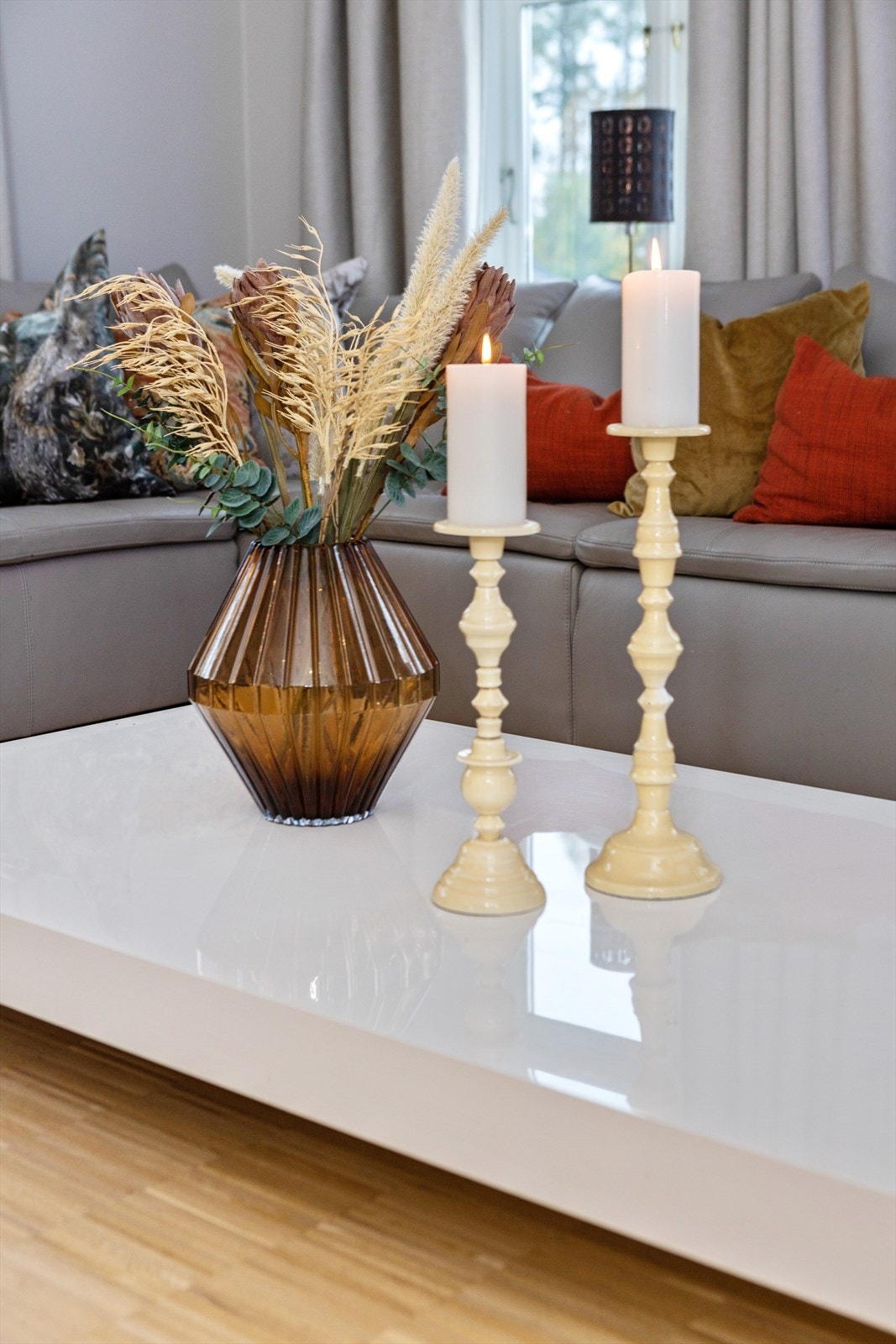 Stuen er naturlig inndelt i ulike brukssoner. Galleribilde