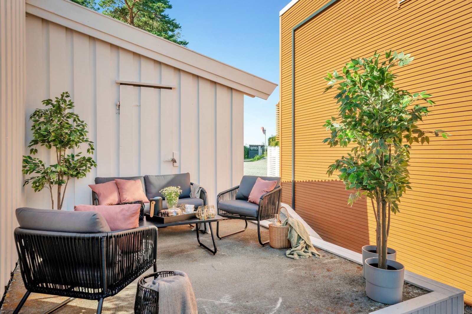 Her sitter man skjermet til. Galleribilde