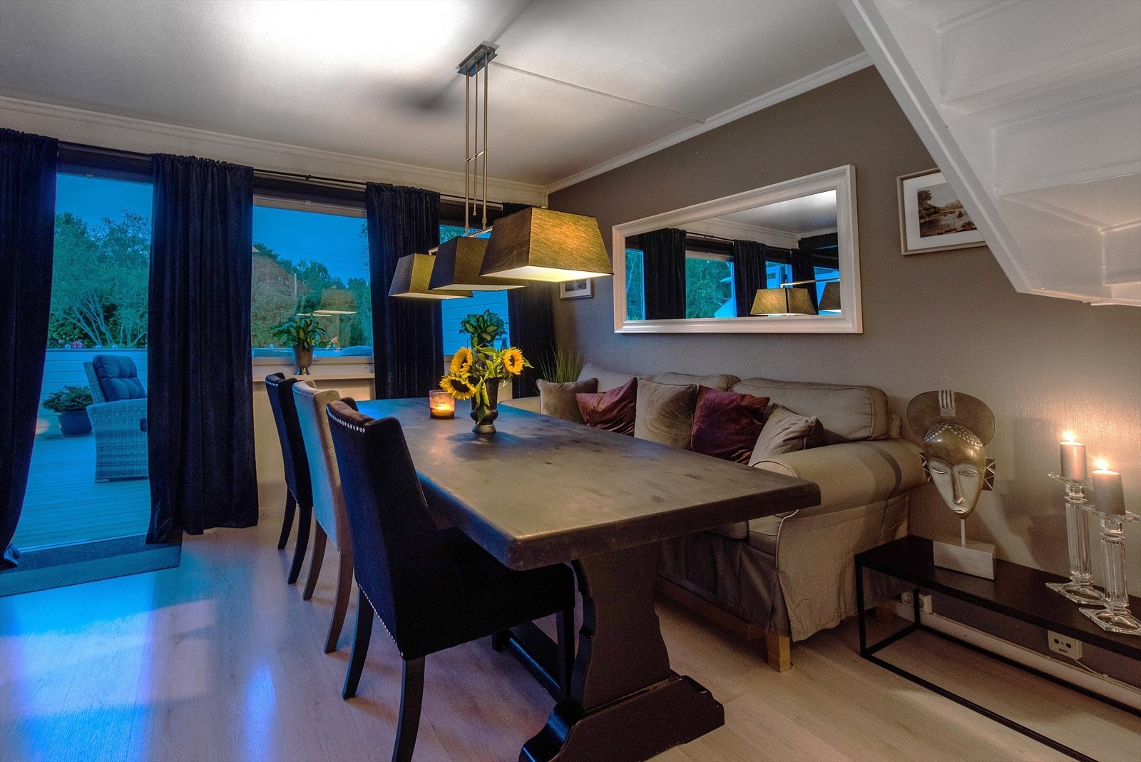 Stemningsbilde spisestue Galleribilde