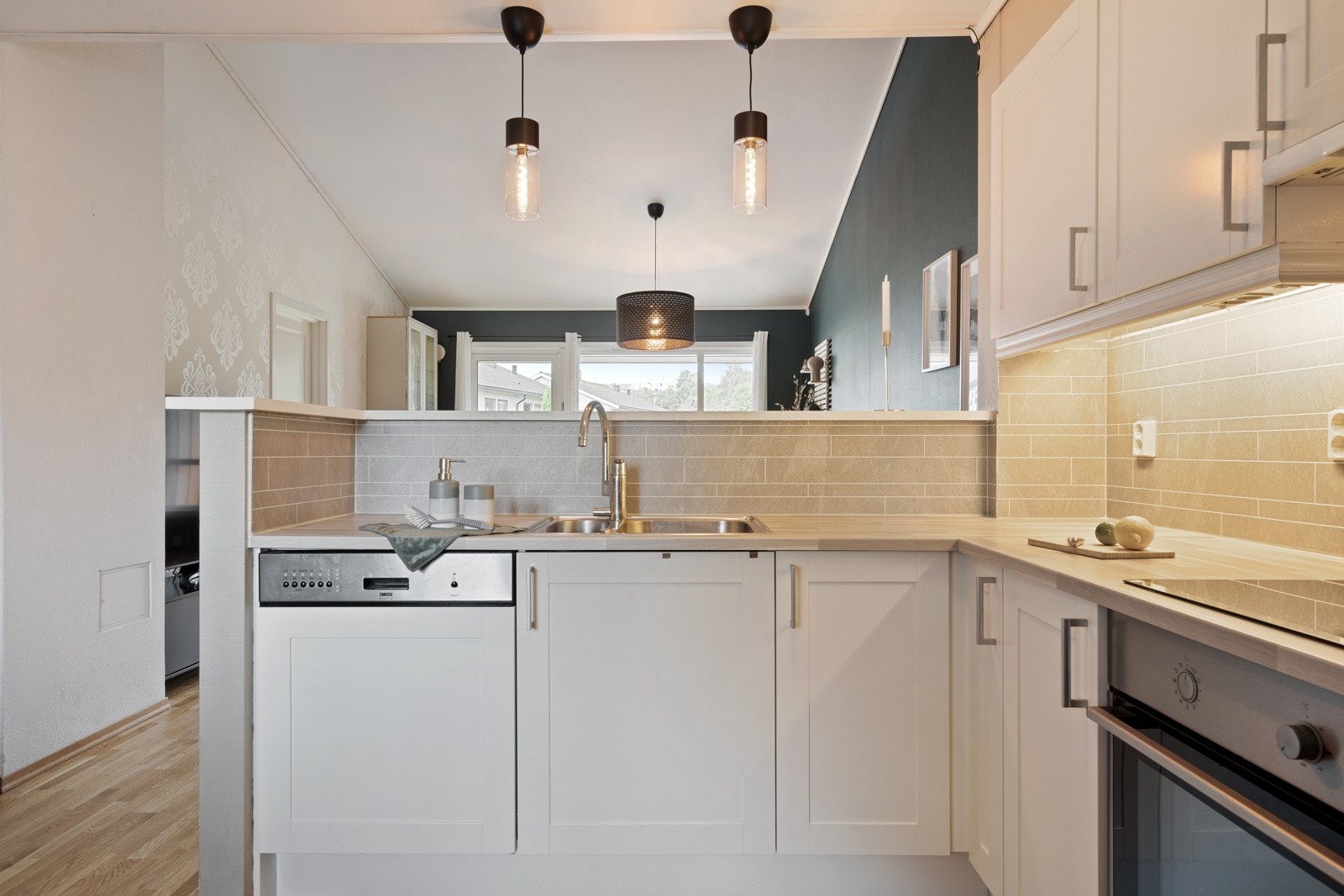 Kjøkkenet fremstår i god stand og er vurdert til tilstandsgrad 1 av takstmann Galleribilde