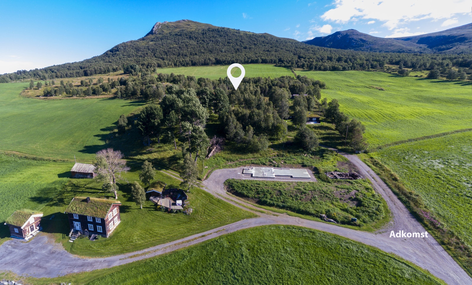 Haugland hytteområde ligger ca 10 km vest for Oppdal sentrum Galleribilde