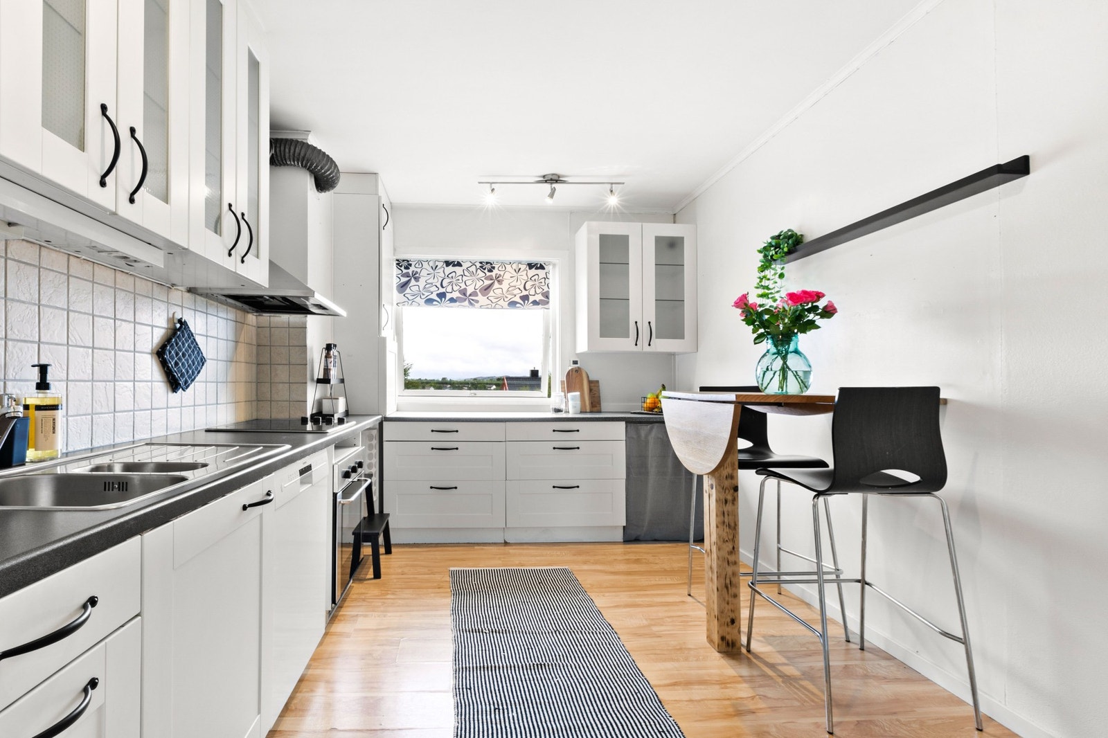 Ikea kjøkken fra 2012 Galleribilde