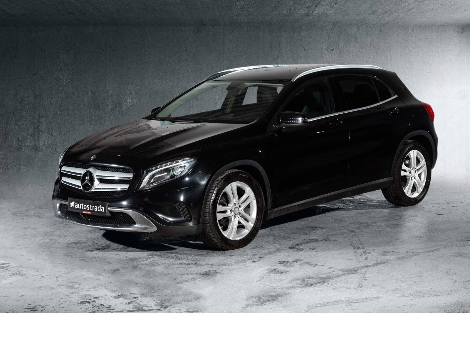Mercedes-Benz GLA 220 CDI 4Matic aut. RYGGEKAMERA/HENGERFESTE/NAVIGASJON  2014, 134 000 km, kr 229 000,-