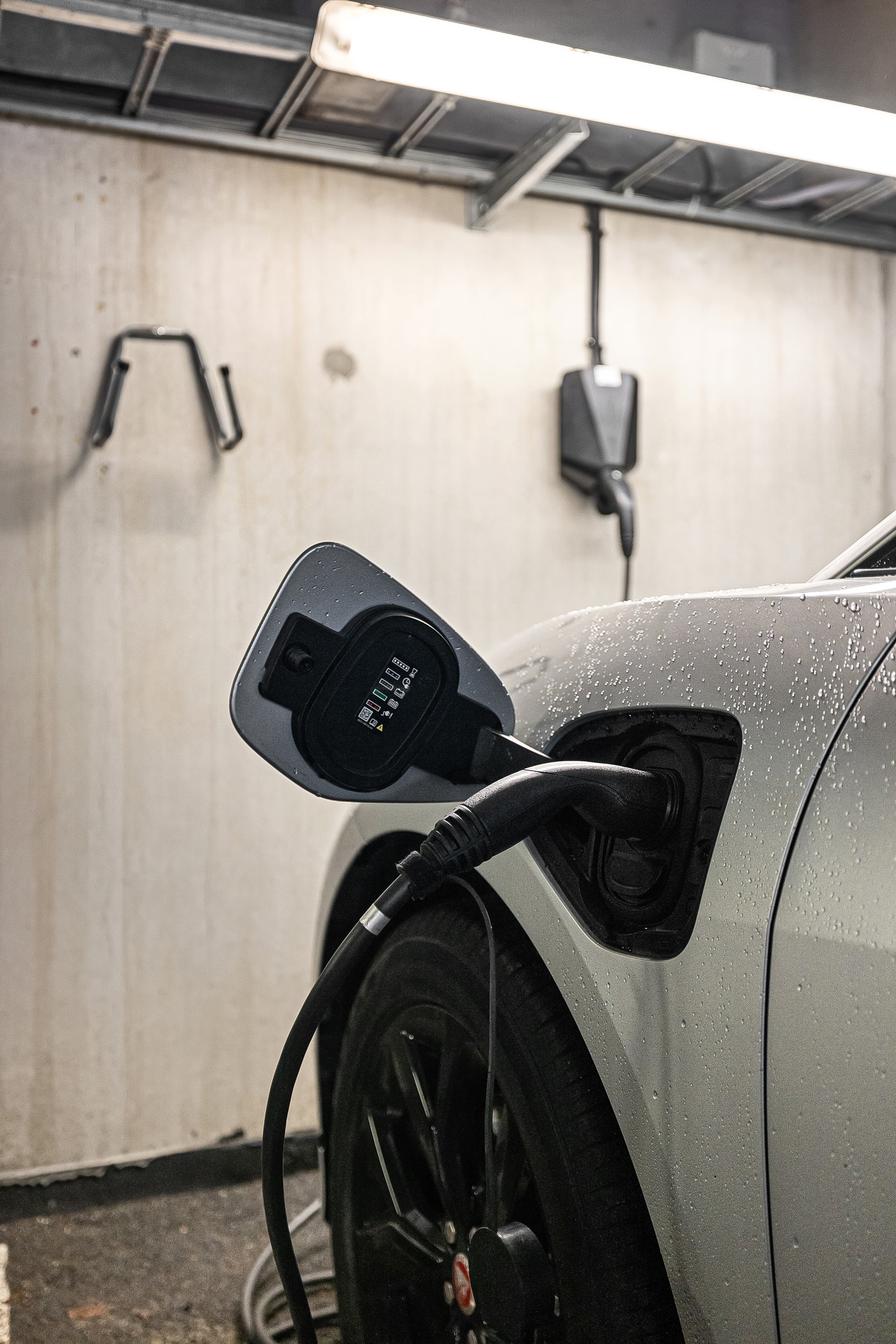 Mulighet for elbil-parkering Galleribilde