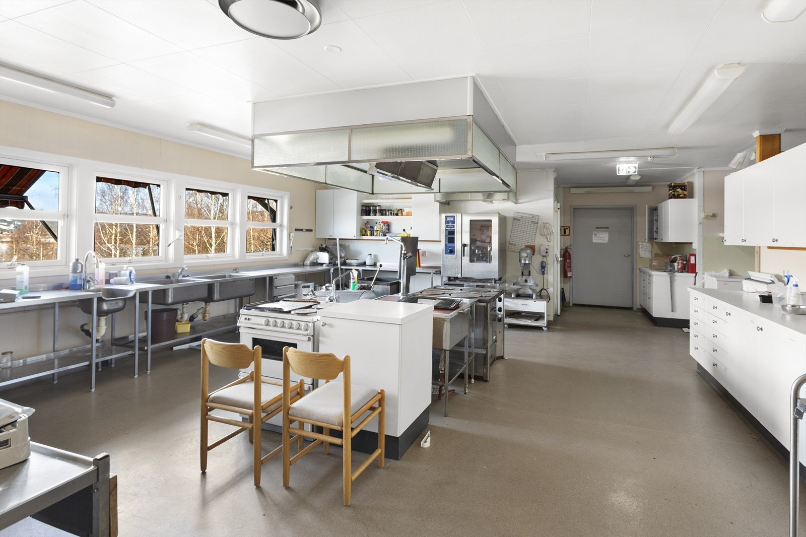 Hovedbygning. Galleribilde