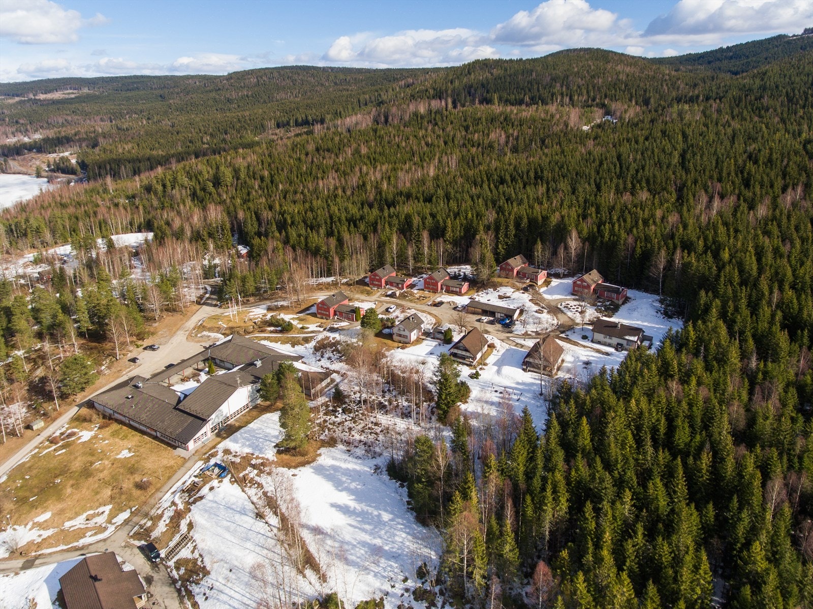 Dronefoto. Galleribilde