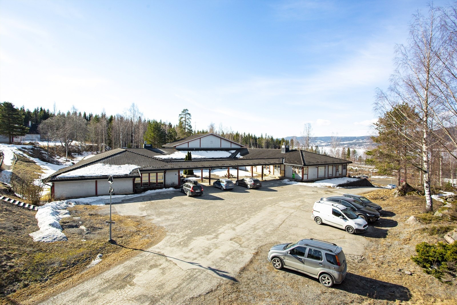 Hovedbygning. Galleribilde