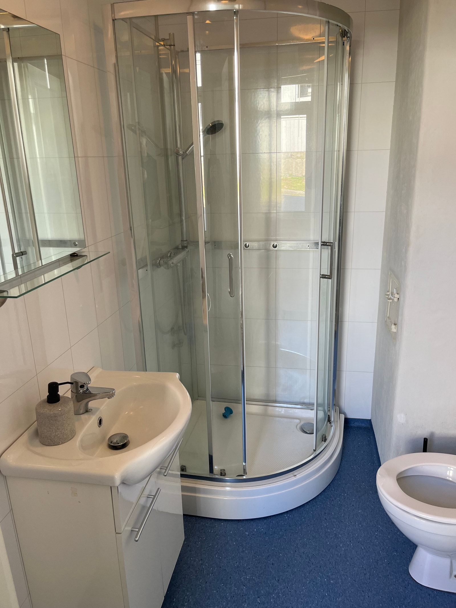 Viser bad. Galleribilde