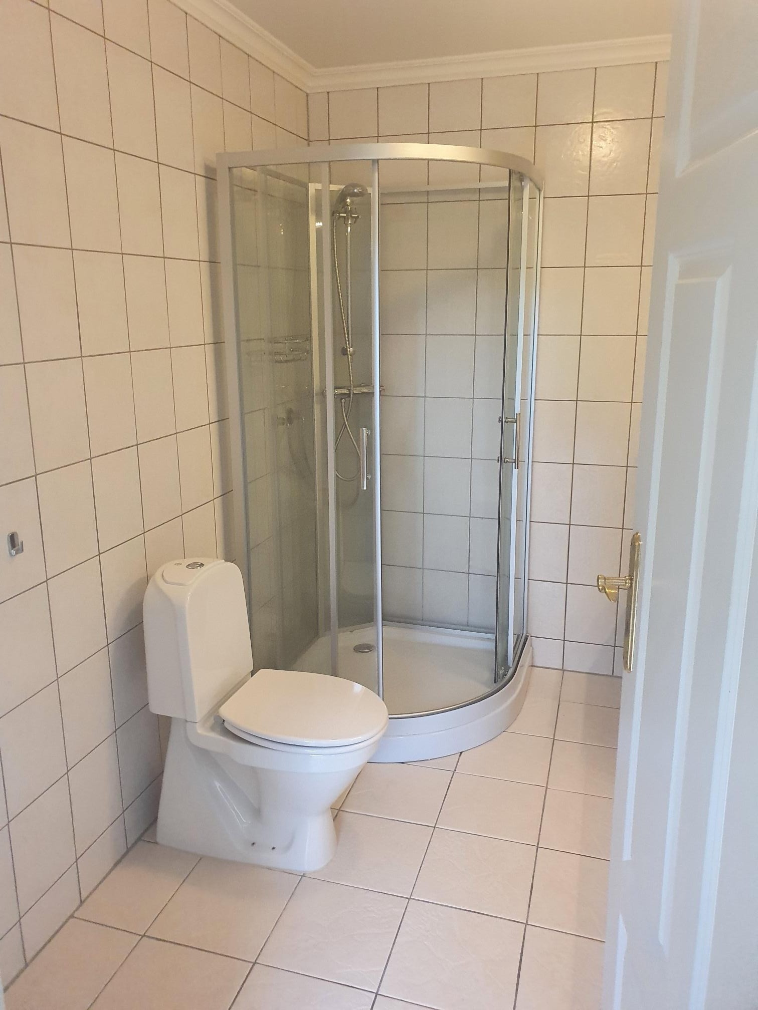 Flislagt bad Galleribilde