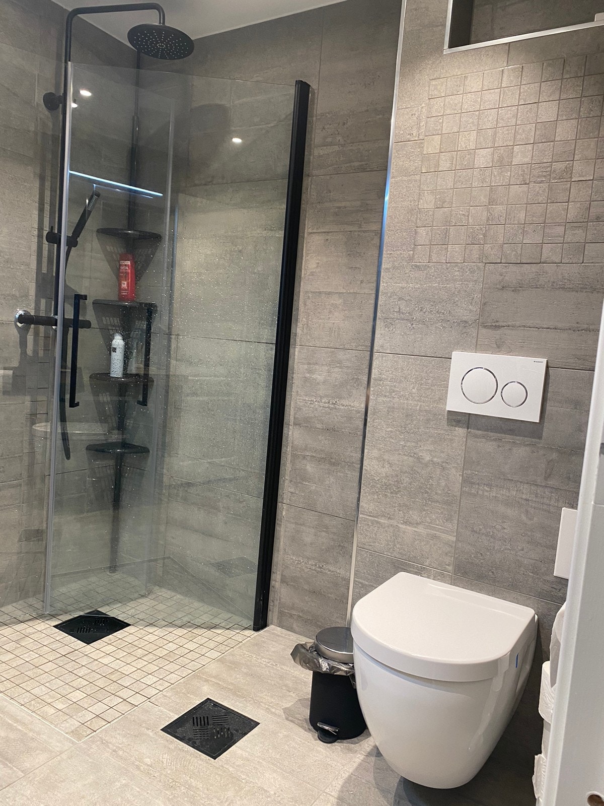 Bad og toalett nr.2 Galleribilde