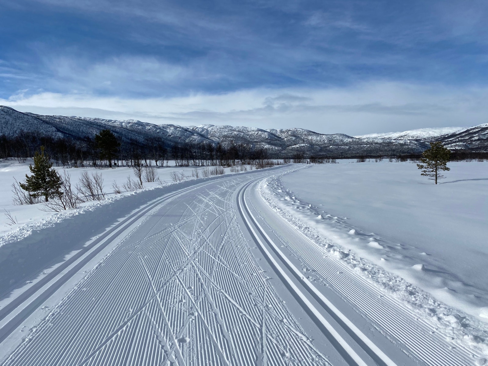 Skiløype rundt Ustedalsfjorden Galleribilde