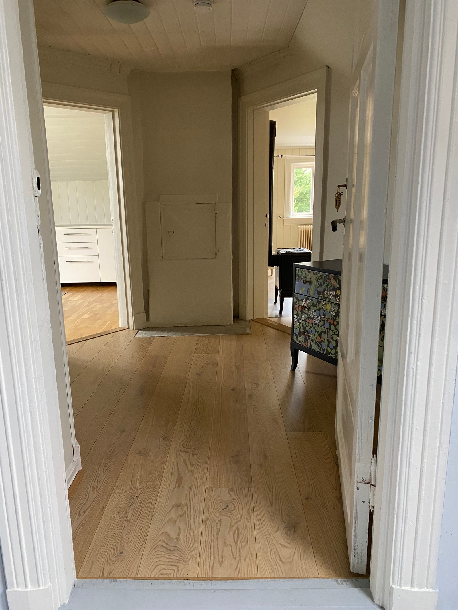 God plass i entreen Galleribilde