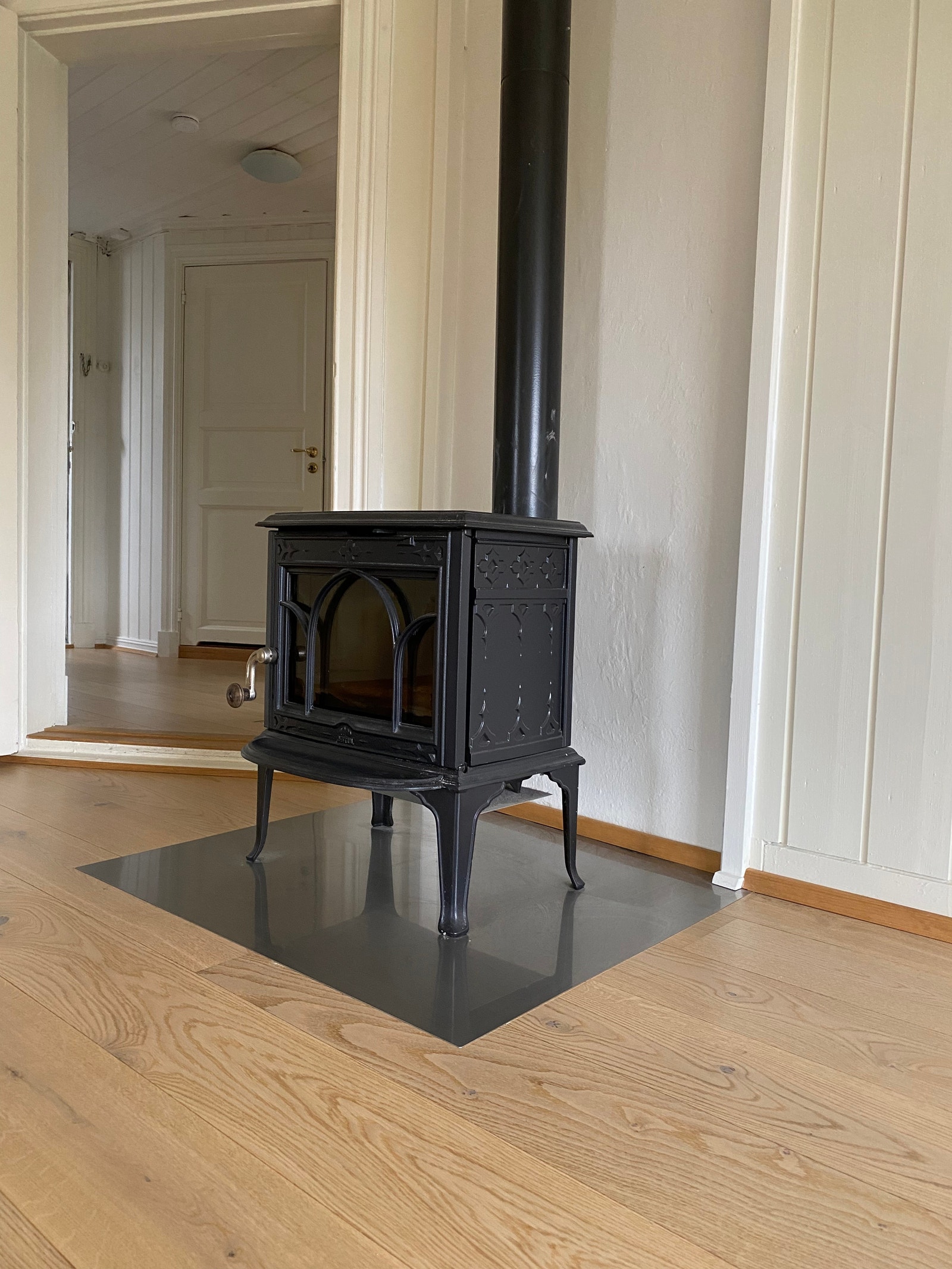 God å ha på ekstra kalde dager. Ved inngår i leieprisen. Galleribilde