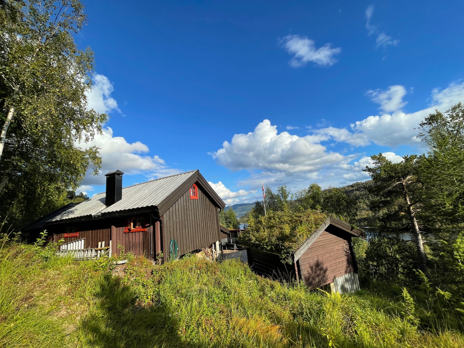 Hytte og uthus Galleribilde