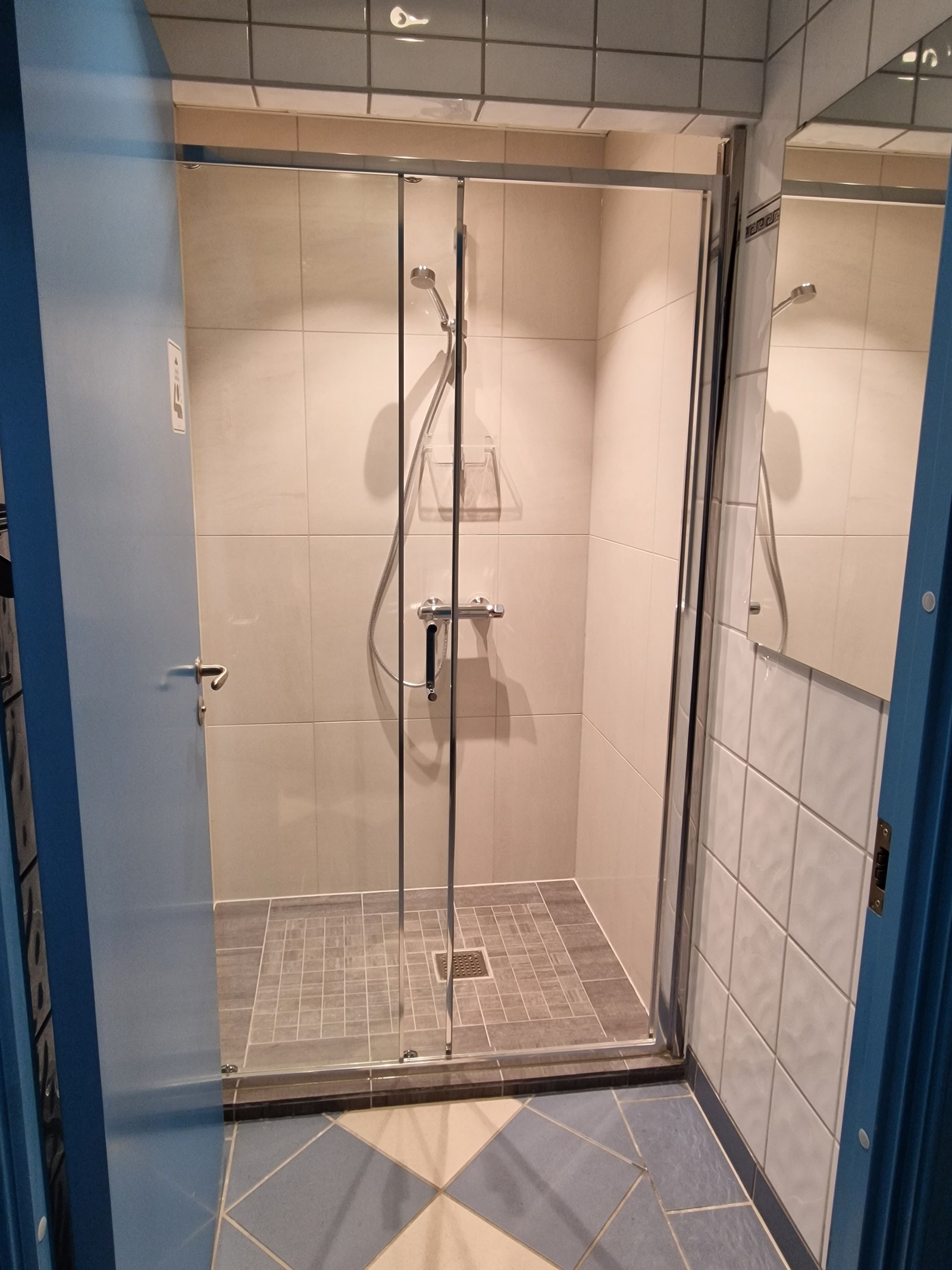 Dusj Prinsegården Galleribilde