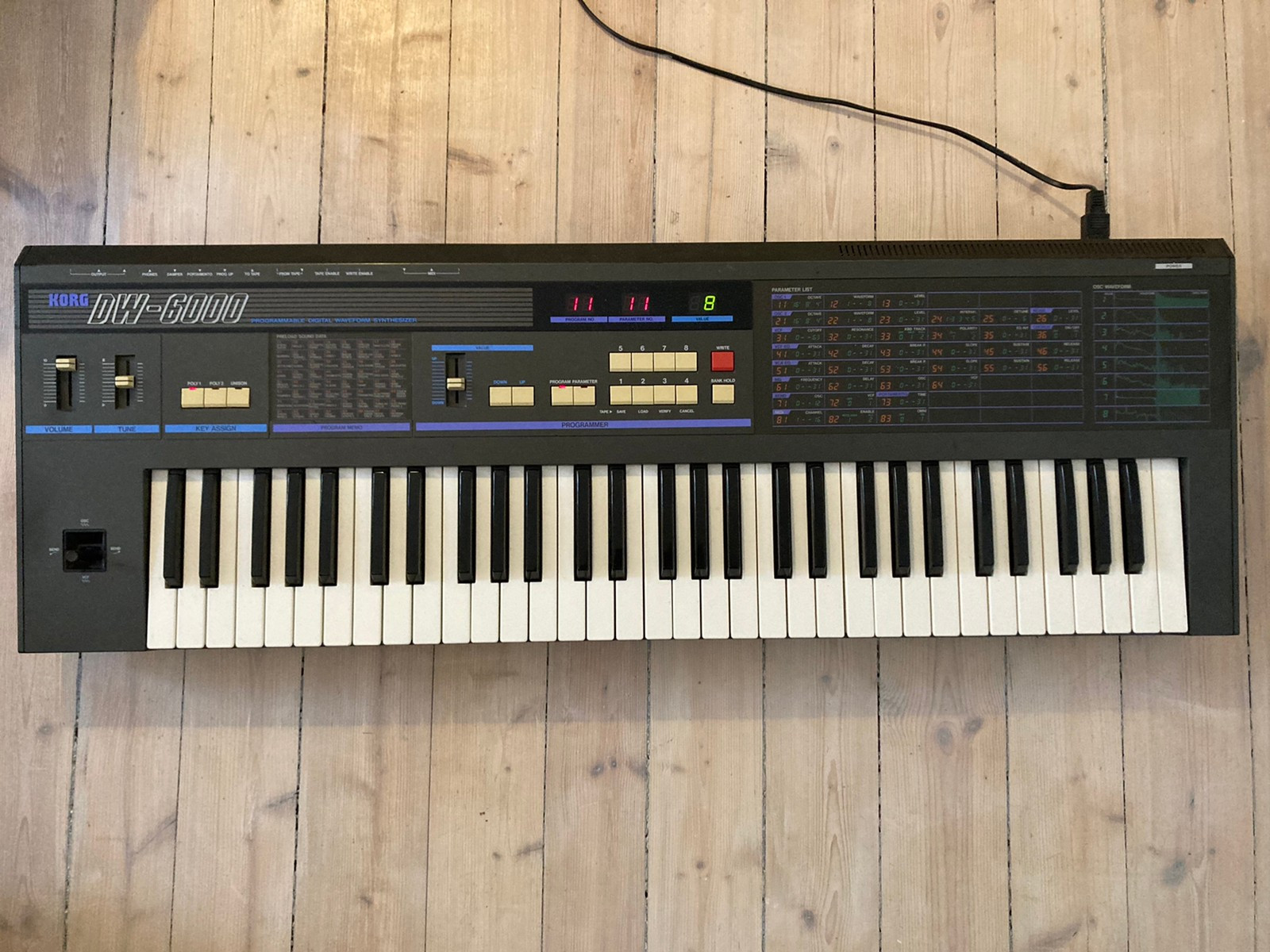 Korg Korg DW-6000 vintage digitally controlled analog synth 