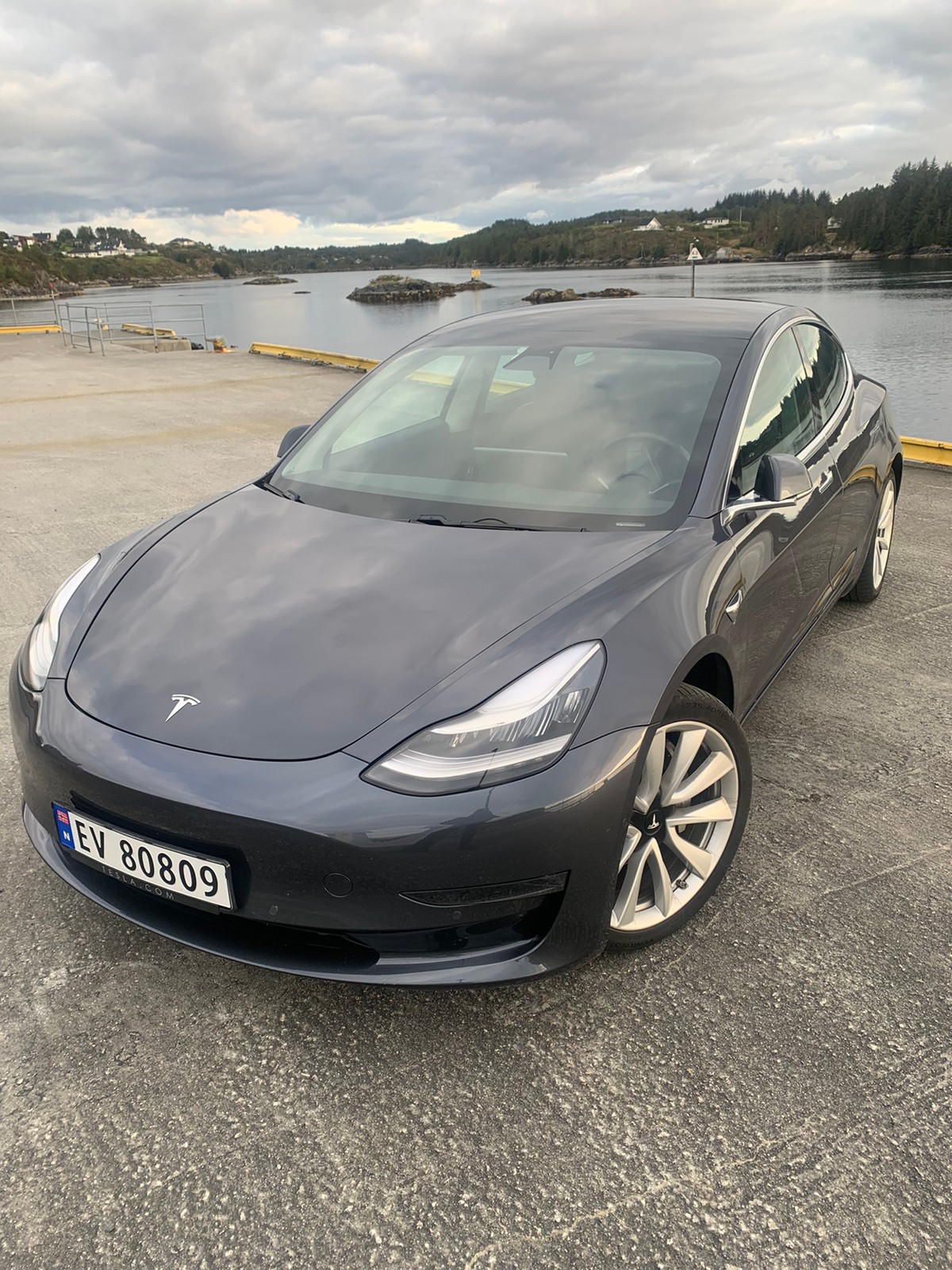 Tesla Model 3 MODEL 3 65KW long range 2