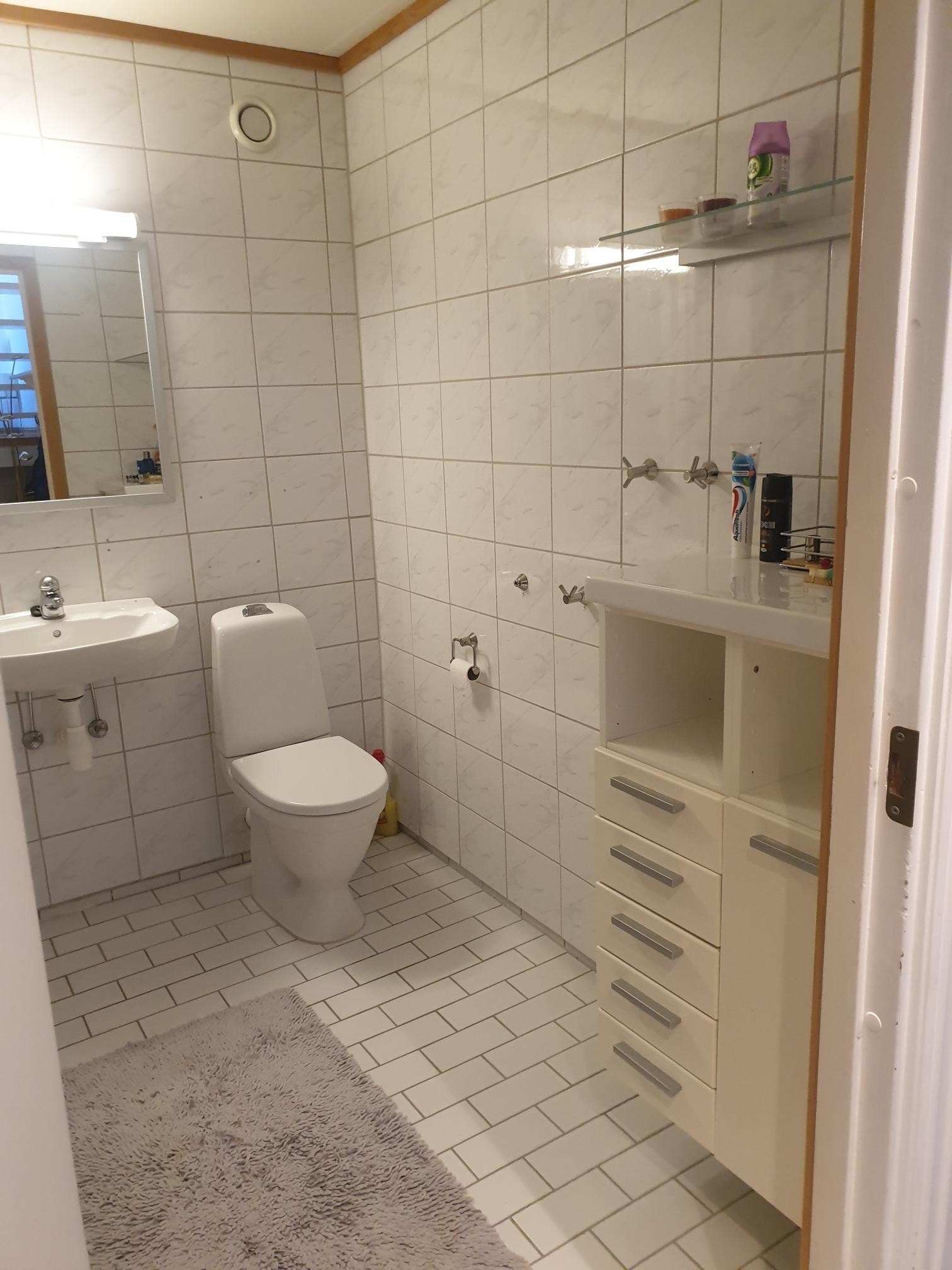 1.Bad wc. I første etasje Galleribilde