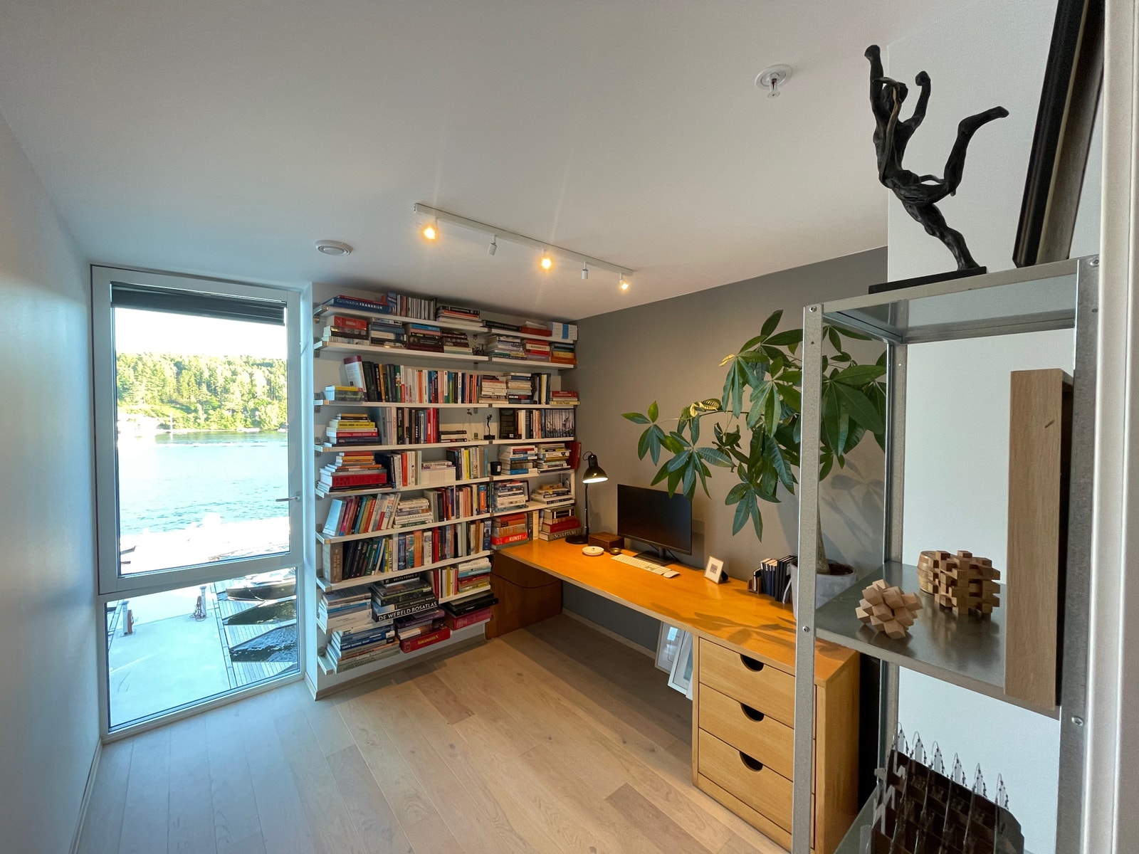 Soverom / hjemmekontor
Bedroom / home office Galleribilde