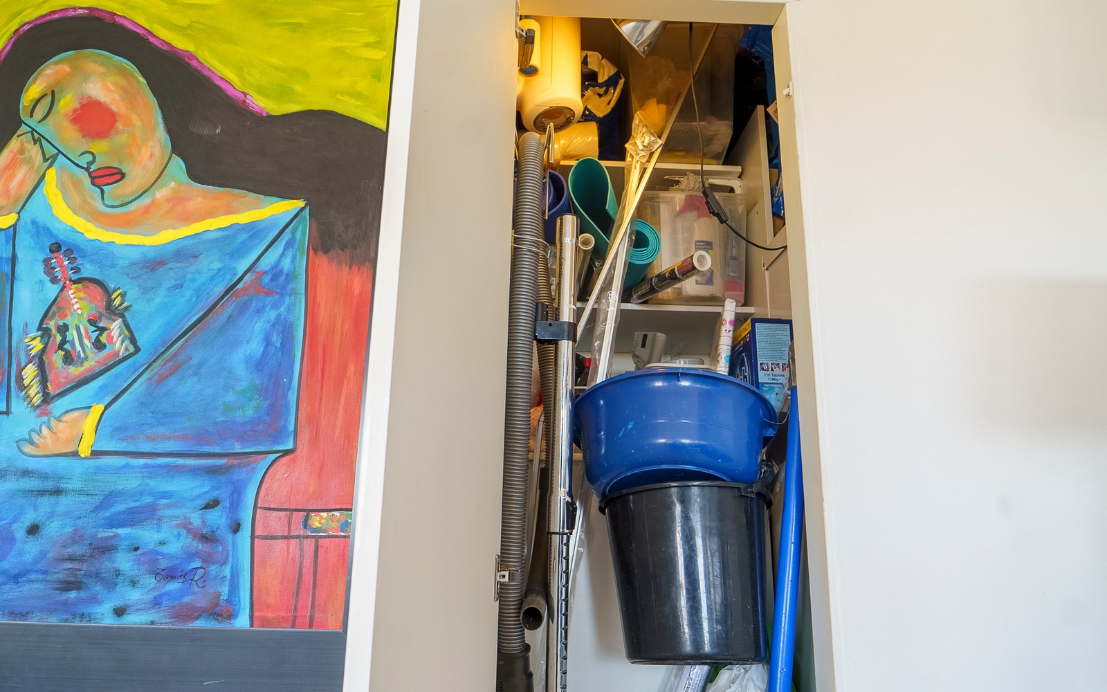 10. etg. Soverom 1/treningsrom/arbeidsrom/TV-stue vaskeskap Galleribilde